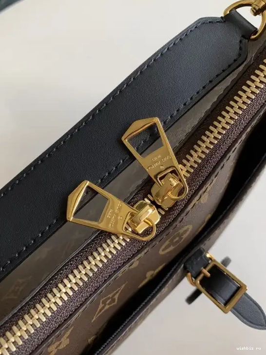 WIS MM ODÉON VUITTON LOUIS 0704